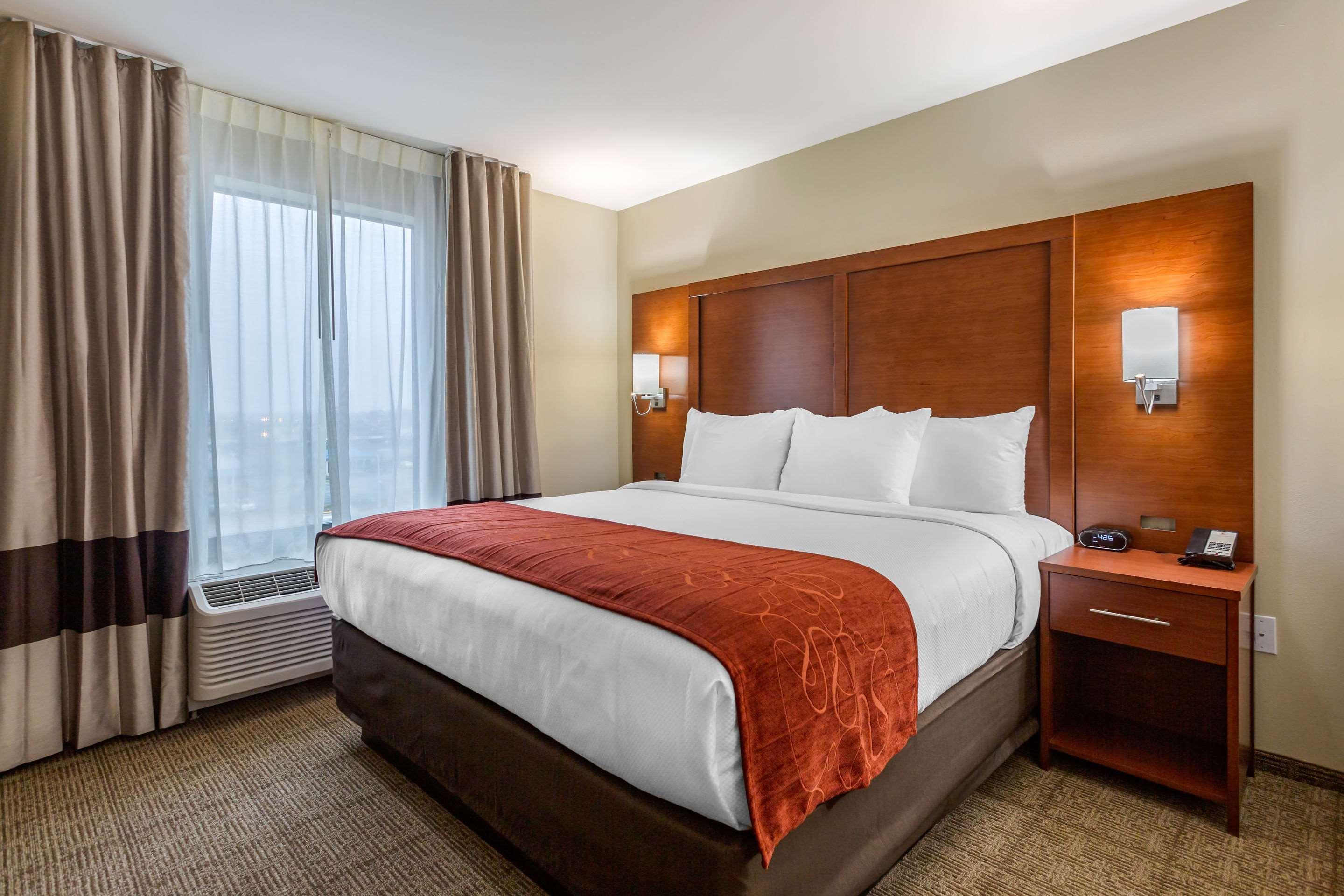Comfort Suites Μπόουλινγκ Γκριν Εξωτερικό φωτογραφία