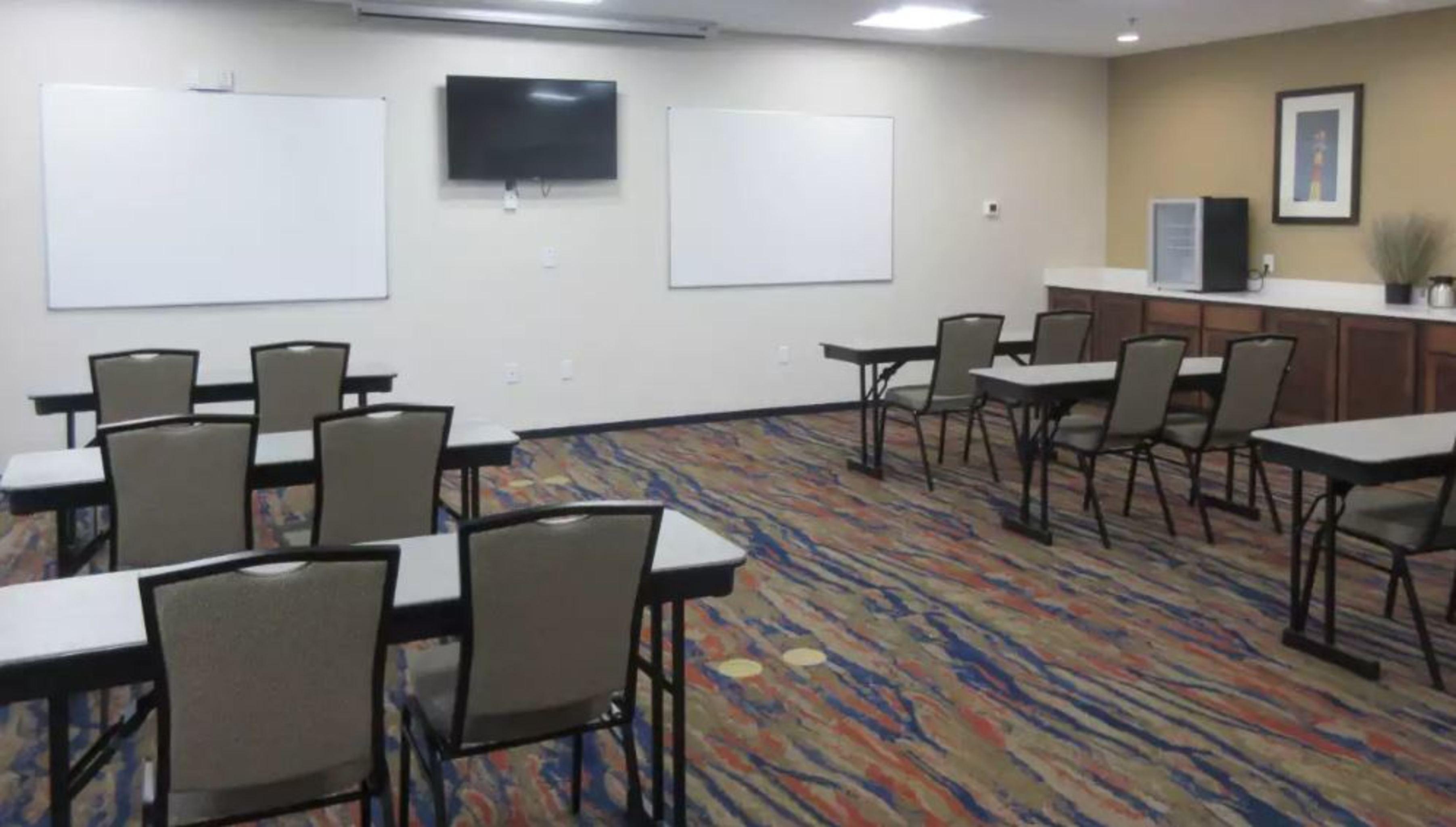 Comfort Suites Μπόουλινγκ Γκριν Εξωτερικό φωτογραφία