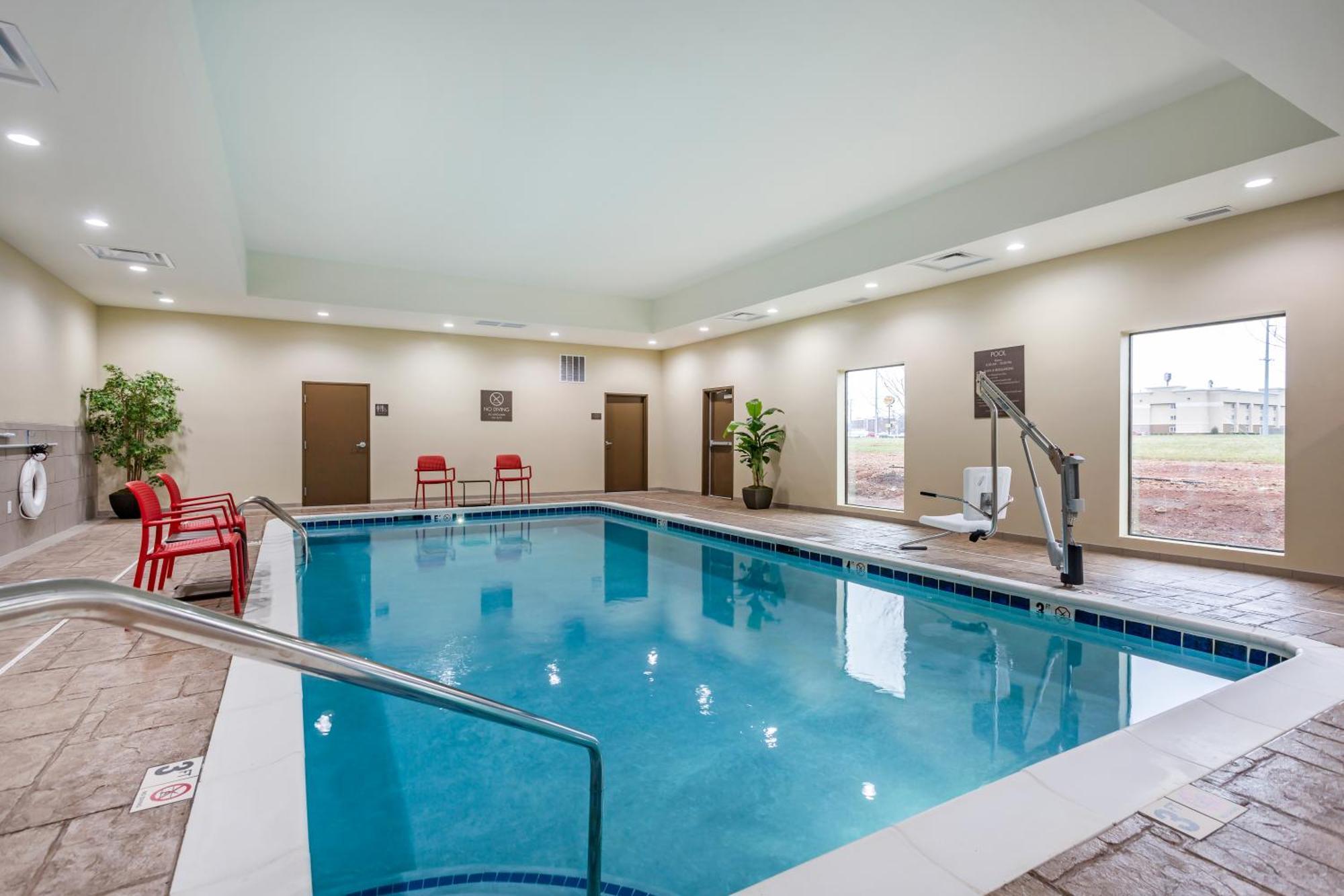 Comfort Suites Μπόουλινγκ Γκριν Εξωτερικό φωτογραφία