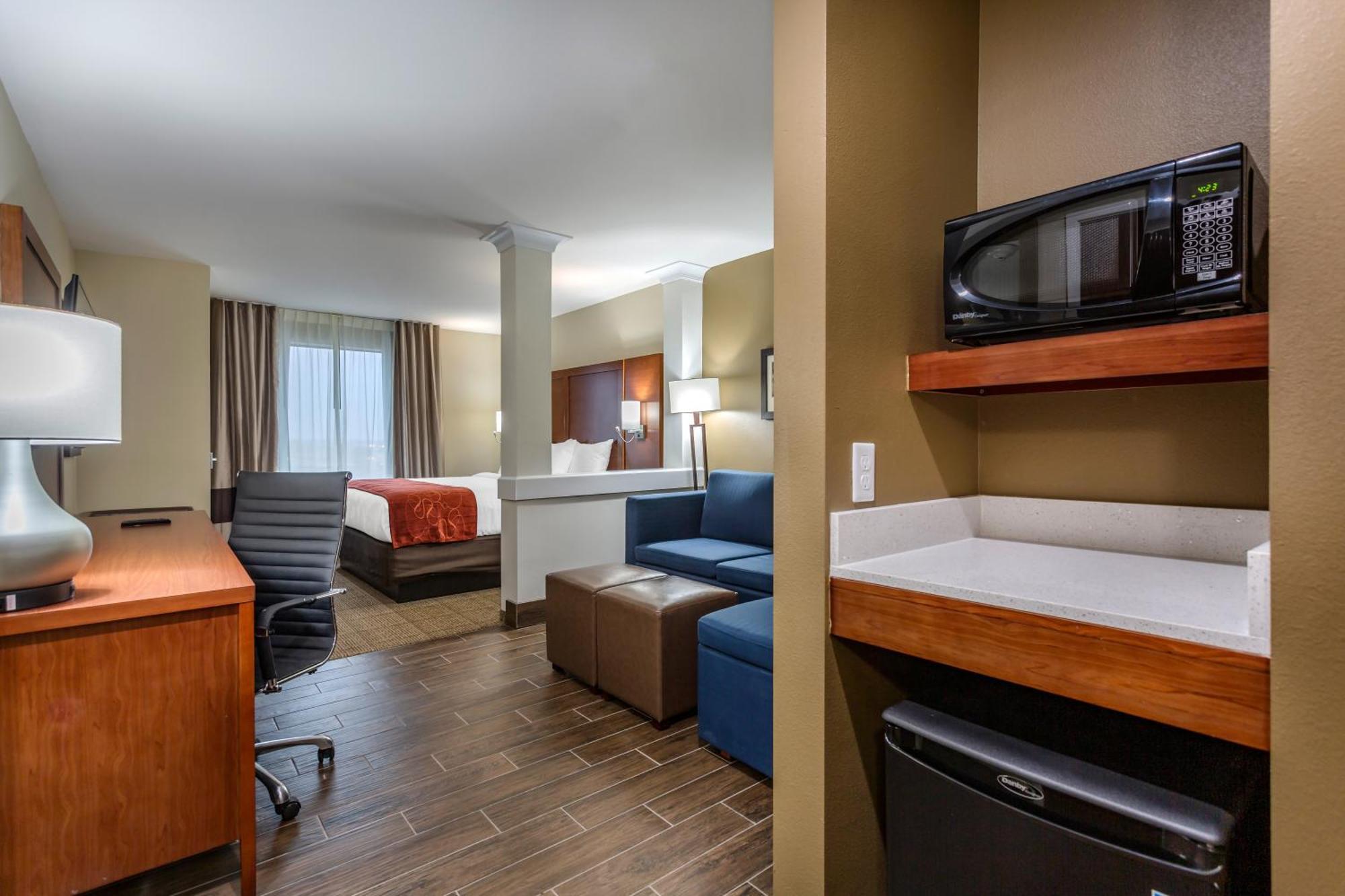 Comfort Suites Μπόουλινγκ Γκριν Εξωτερικό φωτογραφία