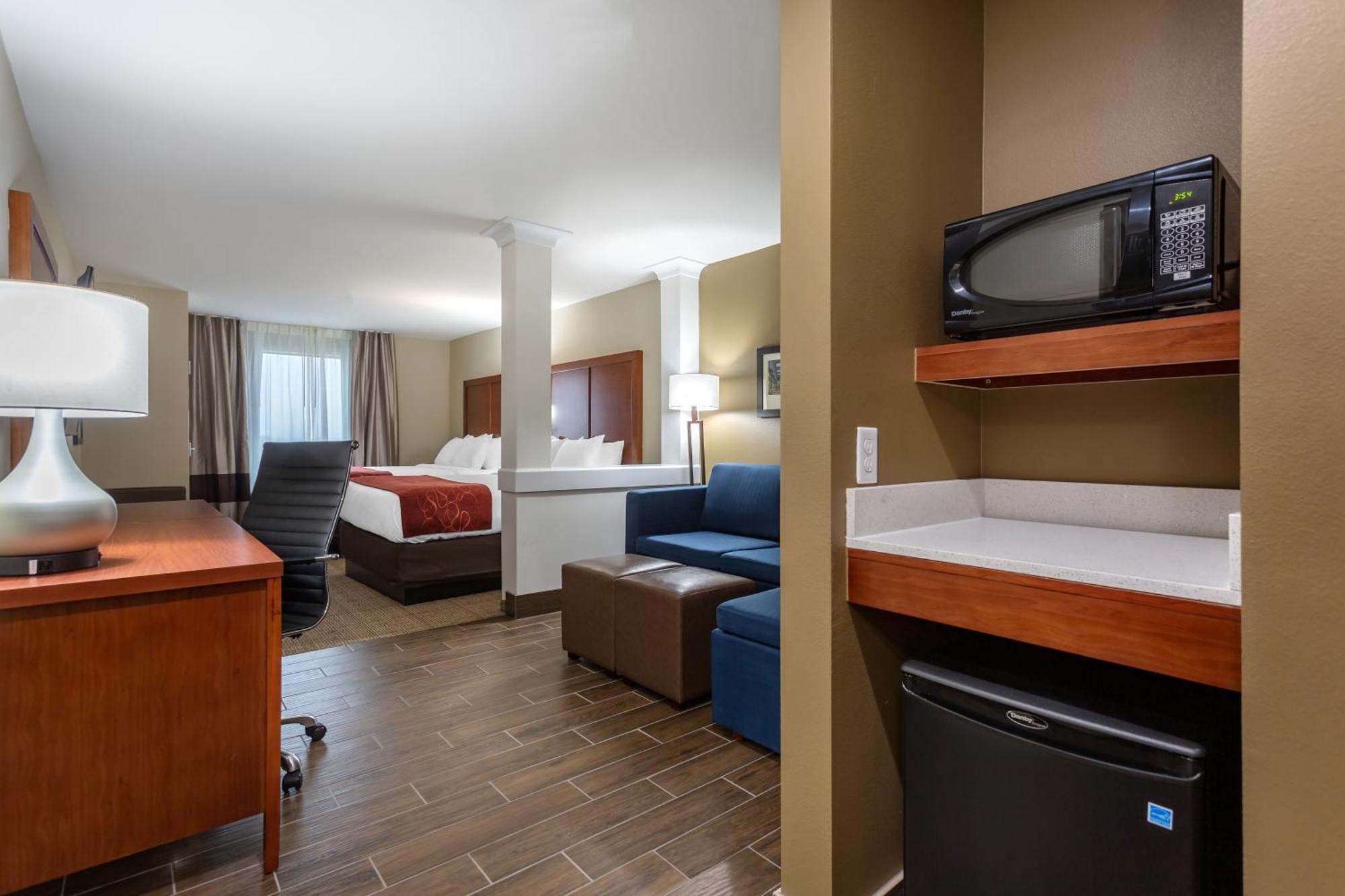Comfort Suites Μπόουλινγκ Γκριν Εξωτερικό φωτογραφία